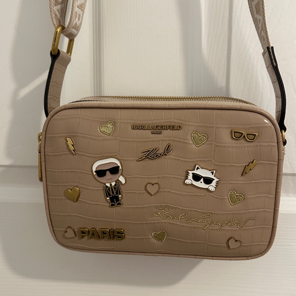 KARL LAGERFELD PARIS Maybelle Crossbody Camera Bag Shell/Tan/Beige color